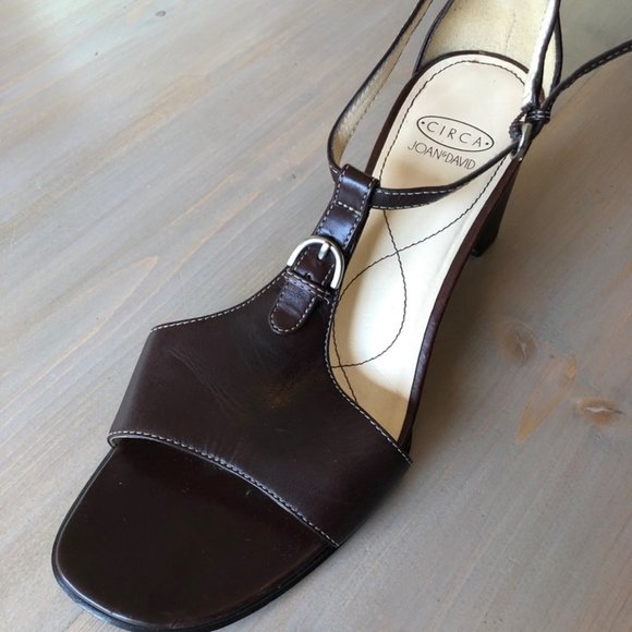 Circa Joan & David Brown T-Strao Sandal - Picture 12 of 13